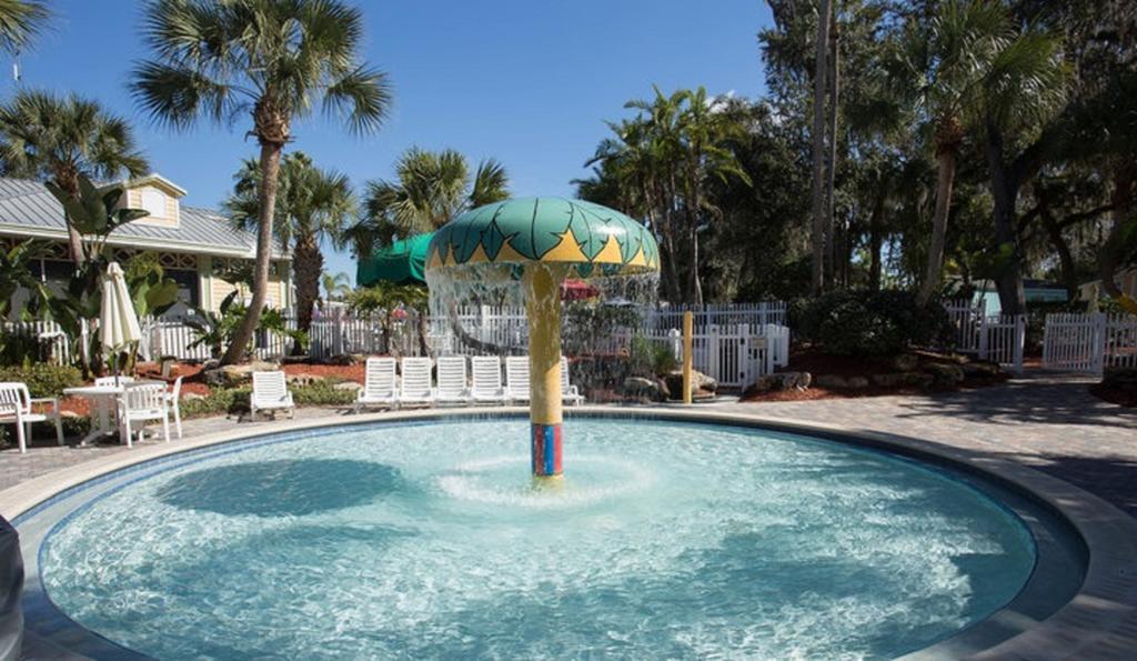 Tropical Palms Premium Two-Bedroom Loft Cottage 77 Orlando Esterno foto